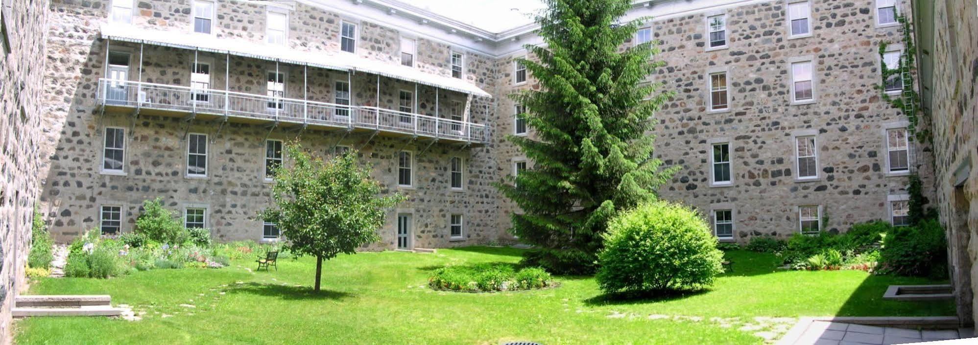 Auberge De L'Abbaye D'Oka Εξωτερικό φωτογραφία